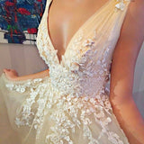 V-Neck Light Champagne Tulle Wedding Dress with Beading Appliques