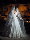  Long Sleeves V-Neck Lace Wedding Dress