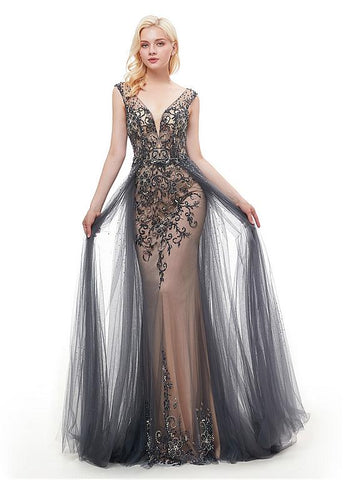  Rhinestones Gray Tulle V Neck Backless Prom Dress