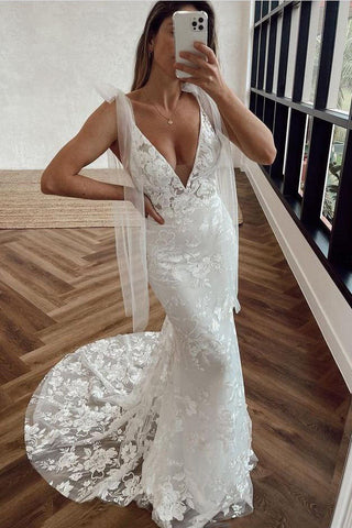 Sexy Mermaid Deep V Neck Lace Wedding Dress